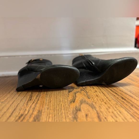 Tory Burch Black Wedge Leather Booties - Picture 4 of 8